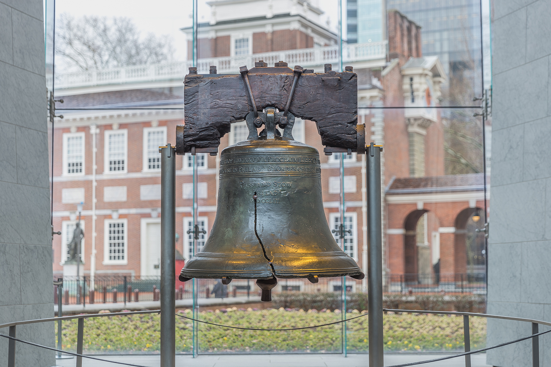 Visit The Liberty Bell In Philadelphia - Carltonaut's Travel Tips