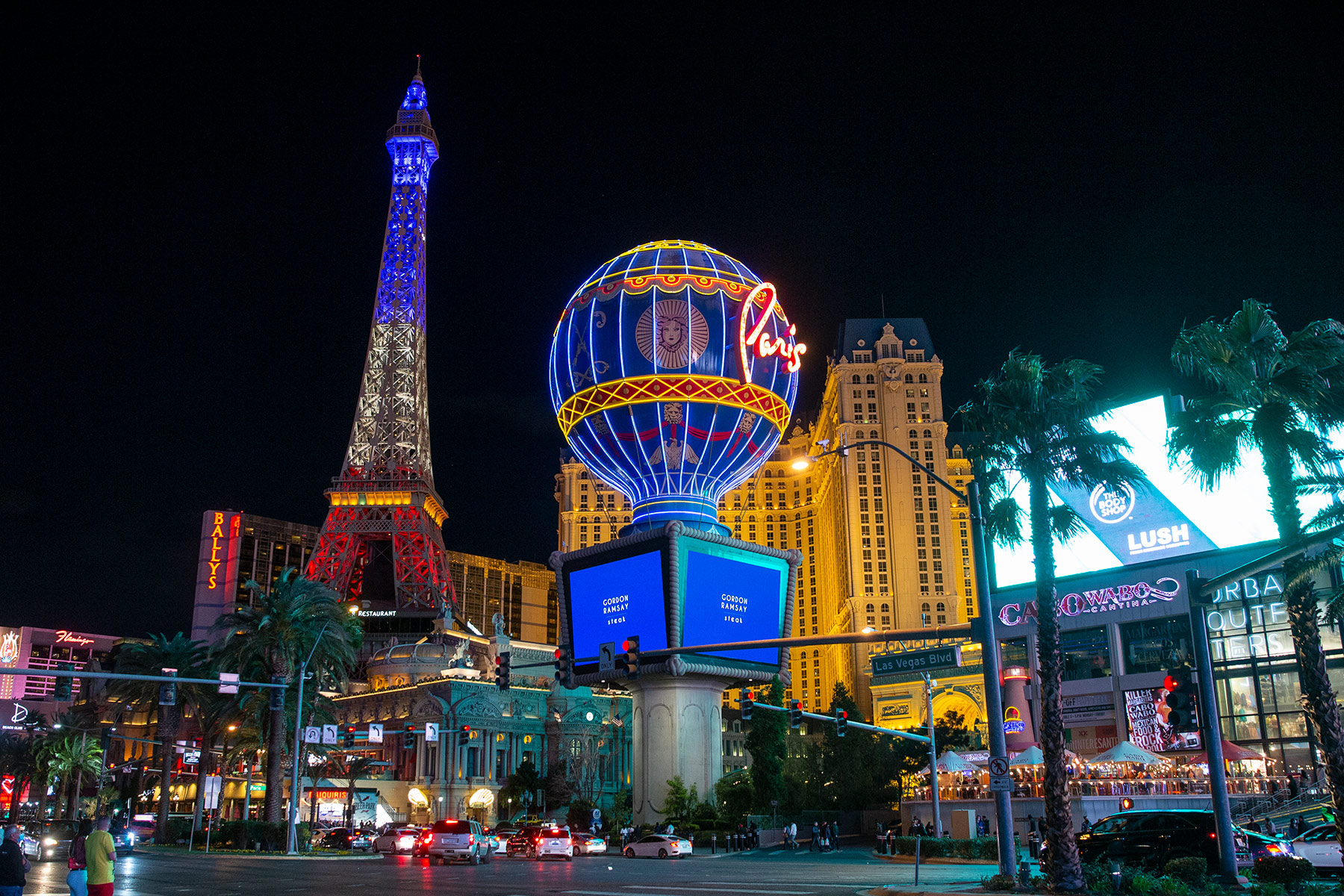 Luxor Hotel and Casino's new lighting feature illuminates the Las Vegas  Strip